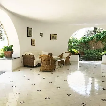 Shangri La Bed & Breakfast